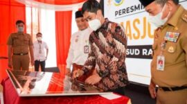 Acara Peresmian Gedung Graha Utama H. Masjchun Sofwan, SH RSUD Raden Mattaher oleh Wakil Menteri Kesehatan RI, Selasa (06/9/22). FOTO : Ist