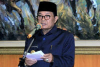 Gubernur Jambi H. Fachrori Umar 