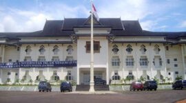 FOTO : Kampus UIN STS Jambi