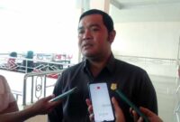 Ketua DPP Partai Golkar Tanjung Jabung Barat Ahmad Jahfar saat memberikan keterangan kepada awak Media terkait PAW terhadap Budi Azwar, Selasa (31/5/2022). FOTO : HB
