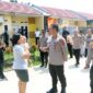 Kapolda Jambi Irjen Pol Rusdi Hartono  saat di Perumahan Villa Cendana Asri, RT 39, Kelurahan Bakung Jaya, Kecamatan Paal Merah, Kota Jambi, Senin (11/9/23). FOTO : HMS