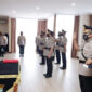 FOTO : Kapolda Kepri, Irjen Pol Aris Budiman, memimpin serah terima jabatan dan pengambilan sumpah para pejabat utama Polda Kepri, Rabu (19/08/20)