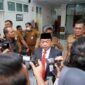 Gubernur Jambi Al HarisUsai Hadiri Rapat Paripurna DPRD Provinsi Jambi dengan agenda penyerahan LHP atas Laporan Keuangan Pemerintah Daerah (LKPD) Provinsi Jambi tahun anggaran 2022, Selasa (23/5/23). FOTO : Komimfo