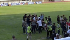 Gubernur Cup Jambi 2026 Antara Kesebelasan Kota Jambi (FC Koja) Melawan Merangin Yang Berlangsung Hari Ini, Minggu, 25 Januari 2026, Di Stadion Swarna Bhumi Menjadi Noda Bagi Sportivitas Olahraga Daerah. FOTO : LT