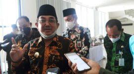 Bupati Tanjung Jabung Barat, Jambi H. Anwar Sadat