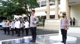Irjen Pol. Rusdi Hartono Ketika Memimpin Pelaksanaan Apel Pagi Gabungan di Mapolda Jambi, Rabu, (26/10/22). FOTO : Hms/Dhea
