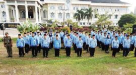 FOTO : ASN Provinis Jambi Saat Menikuti Upacara di Halaman Kantor Gubernur Jambi/Sumber Google