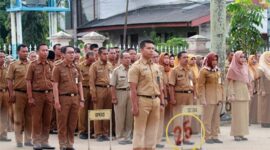 ASN Tanjab Barat Dalam Sautu Upacara di Halaman Kantor Bupati. FOTO : ISt