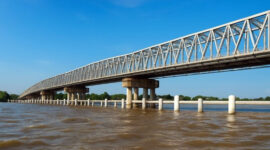 Jembatan Aur Duri I Perlu Pengamanan Pagar Tinggi dan CCTV. FOTO : Lintastungkal