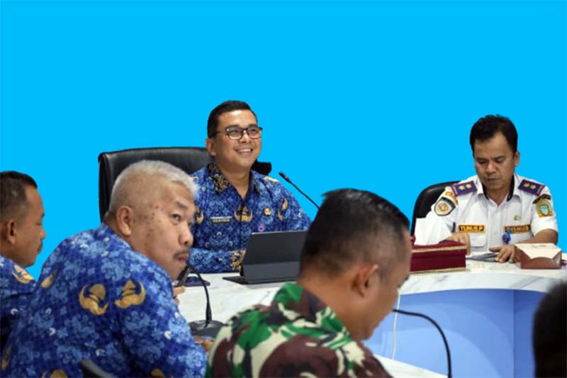 Kepala Dishub Sumut Dr. Agustinus Panjaitan Pimpin Rapat Terkait Penertibkan Angkutan Ilegal dan Pool yang Langgar Aturan. FOTO : Gunawan H