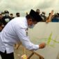 Al Haris Buka Saat Meresmikan Pembukaan Lomba Lukis Sungai Batanghari di kawasan Pasar Angso Duo, Rabu (05/01/22). FOTO : Noval