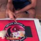 Pelaku SM dan Bungkusan Barang Bukti Diduga Narkoba Jenis Sabu. FOTO : Istimewa.