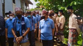 Wakil Bupati Muaro Jambi Bambang Bayu Suseno (BBS) dampingi Menteri Pariwisata dan Ekonomi Kreatif Sandiaga Salahuddin Uno Saat Berkunjung ke Candi Muaro Jambi, Rabu (3/3/22).