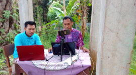 FOTO : Dokumentasi Humas Tanoto Pembelajaran Jarah Jauh Akibat Covid-19