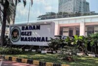 Gedung kantor Badan Gizi Nasional (BGN) di kawasan Kebon Sirih, Jakarta Pusat. Pihak Kejaksaan Agung melakukan operasi penggeledahan maraton di dalam gedung ini terkait pengusutan dugaan kasus korupsi, Rabu (3/6/2026). (Foto: Istimewa/Nusantaratv)