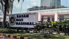 Gedung kantor Badan Gizi Nasional (BGN) di kawasan Kebon Sirih, Jakarta Pusat. Pihak Kejaksaan Agung melakukan operasi penggeledahan maraton di dalam gedung ini terkait pengusutan dugaan kasus korupsi, Rabu (3/6/2026). (Foto: Istimewa/Nusantaratv)