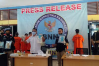 FOTO : Kepala BNN Provinsi Jambi, Brigjen Pol Dwi Irianto saat menggelar Press rilis di Kantor BNN Provinsi Jambi, Selasa (11/08/20).