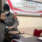 Kapolres Muaro Jambi AKBP Yuyan Priatmaja, SIK, MH Melakukan Chak Up Sebelum Mengikuti Donor Darah di Aula Wira Pratama, Selasa (07/6/22). FOTO : Noval