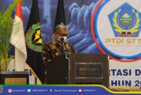 Sekretaris BPSDMP, M. Yugihartiman saat Membuka Rapat koordinasi ini diselenggarakan di Hotel Eastparc Yogyakarta. FOTO : HMS-BPSDMP
