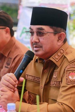 Bupati Ajak Sektor Swasta dan Perusahaan Ikut Berkontribusi Nyata Untuk Korban Kebakaran Teluk Nilau