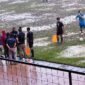 Detik-Detik Bupati Cup 2022 Dihentikan Sampai Batas Waktu Tak Ditentukan. FOTO : Ist