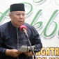 FOTO : Bupati Tanjab Barat Dr. H. Safrial saat Sambutan pada Peringatan Isra' Mi'raj di Masjid Agung Al-Istiqamah, Minggu (15/03/20) malam.