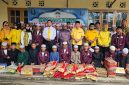 nggota Komisi XII DPR RI yang juga Ketua DPD I Golkar Provisi Jambi, H. Cek Endra mengadakan kegiatan bakti sosial di Panti Asuhan Muhammadiyah Kota Jambi dan Panti Asuhan Baiturrahman. FOTO : VIRYZHA