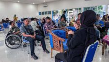 Suasana antusiasme peserta saat mengikuti pembukaan Kegiatan Layanan Kewirausahaan 2026 yang diselenggarakan oleh Kementerian Ketenagakerjaan (Kemnaker) di Bantul, Yogyakarta, Jumat (17/4/2026). (FOTO : Diro Humas Kemenaker)