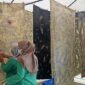 Proses pengeringan Kain hasil ecoprint. FOTO : Lintastungkal