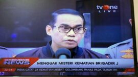 Dirtipidum Bareskrim Polri Brigjen Pol Andi Rian Djajadi Saat press conference Divhumas Polri malam ini, Rabu (3/8/22) sekitar pukul 22.30 WIB. FOTO : Tangkapan Layar