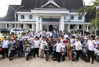Bupati Anwar Sadat Bagikan 59 Sepeda Motor Operasional Da’i Desa, Agar Dakwah Sampai ke Pelosok. FOTO : DokPim