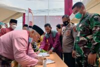 FOTO : Bupati Tanjung Jabung Barat Dr. H. Safrial resmikan Bank 9 Jambi di Kecamatan Tebing Tinggi sekaligis meresmikan sejumlah proyek fisik di wilayah Ulu periode 2016-2021, Kamis (07/01/21).