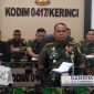 Dandim 0417/Kerinci Letkol Inf Eko Budiarto saat Vicom Rapat Alih Kodal Kodam XX/TIB. FOTO : PENDIM
