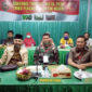 Dandim 0417/Kerinci, Letkol Czi Fitriadi bersama Forkopimda Kabupaten Kerinci malaksanakan Rapat Koordinasi Teknis (Rakornis) TNI Manunggal Membangun Desa (TMMD) ke-109 Tahun 2020 melalui Video Conference yang di ikuti seluruh jajaran Kodim, Kamis (03/09/20).