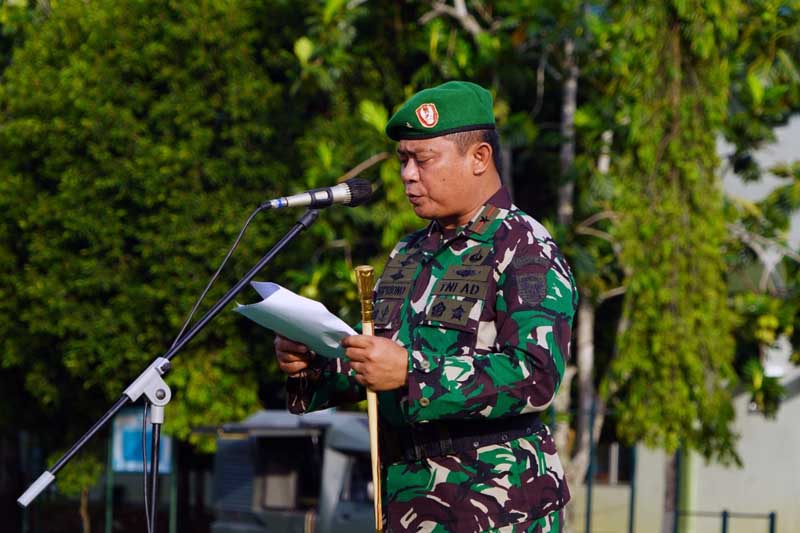 Danrem 042/Gapu  Brigjen TNI  Supriono, S.IP., M.M Saat Membacakan Sambutan Kasad. FOTO : Penrem