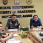 Danrem 042/Gapu Brigjen TNI Supriono saat Hadiri Rapat Dewan Pengawas Rumkit Dr. Bratanata Jambi, Kamis (06/04/23). FOTO : PENREM