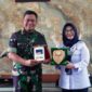 Danrem 042/Gapu Brigjen TNI Supriono saat menerima Audiensi Kepala LPP RRI Provinsi Jambi Ibu Rahma Juwita dan rombongan di ruang kerjanya, Senin, (14/03/22). FOTO : PENREM
