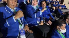 Sektetaris DPC PD Kabupaten Muaro Jambi Siti Maimunah saat menghadiri Rapimnas Partai Demokrat di JCC Senayan di Jakarta, Kamis (15/09/22). FOTO : Ist.