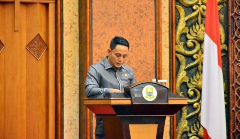 Samsul Ridwan Desak Inspektorat Selesaikan Temuan BPK di 10 OPD. FOTO : HMS