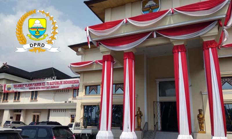 10 Daftar Caleg DPRD Provinsi Dapil Tanjab Barat-Timur Suara Terbanyak Berdasarkan Real Count Sementara KPU. FOTO GEDUNG DPRD PROV JAMBI/Ist