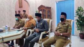 Ketua DPRD Muaro Jambi Yuli Setiabakti Bersama Bupati Muaro Jambi Hj. Masnah Saat Raker Evaluasi Program Strategis Pemerintah Daerah secara zoom meeting, Senin (24/1/22). FOTO : Ist