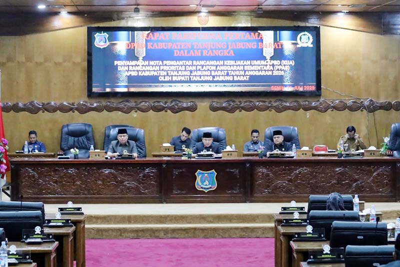 Dokumentasi DPRD Tanjab Barat Gelar Paripurna Penyampaian Nota Pengantar KUA-PPAS APBD 2026. FOTO : HMS