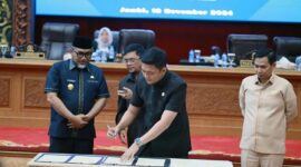 Dewan Sepakati Rancangan KUA-PPAS APBD Provinsi Jambi Tahun 2025 Sebesar Rp4.471 Triliun. FOTO : HMS