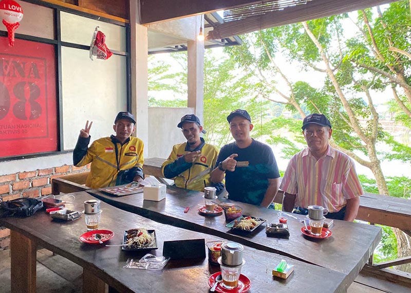 Maxim Apresiasi 15 Mitra Pengemudi Terbaik Lewat Program Best Driver di Jambi. FOTO : HSM