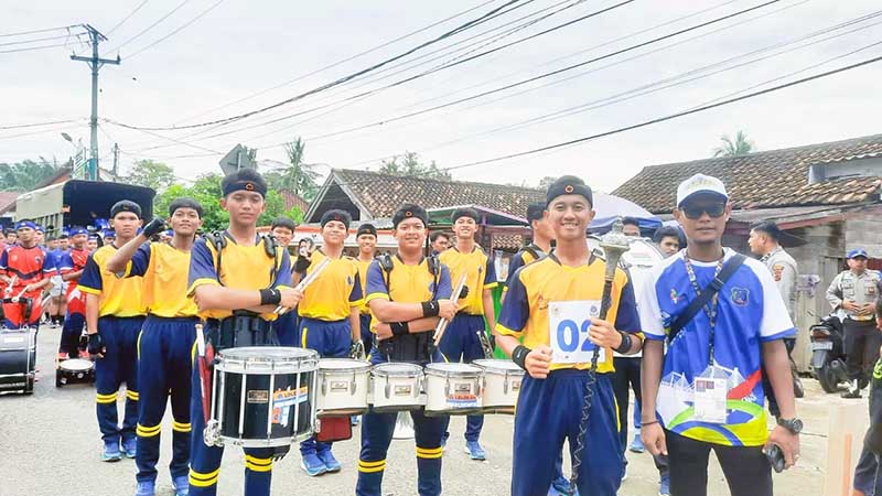 Tim Drum Band Tanjung Jabung Barat saat mengikuti Porprov Jambi 2023. FOTO : Ist
