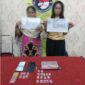 Dua Wanita YM dan EN Diamakna di Mapolres Batanghari dengan BB 16 Paket Diduga Sabu. FOTO : Hms

