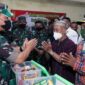 Kasad Jenderal TNI Dudung Abdurachman meninjau Vaksinasi Gotong-Royong 1000 Vaksin, sinergi TNI AD dengan Kimia Farma di Balai Prajurit Bekangdam II/ Sriwijaya, Palembang, Senin (7/3/22). FOTO : Dispenad