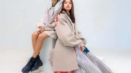 Tepat pada hari Jumat, 12 Mei 2022
Duo musisi asal Makassar, DVY yang beranggotakan Jasmine dan Leca merilis EP perdana mereka yang bertajuk Same As You di berbagai layanan streaming digital. EP ini berisikan 5 lagu yang menunjukan eksplorasi musik dan lirik dari keduanya. FOTO : Media Kit Novita