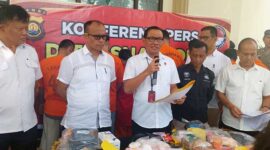 Dirresnarkoba Polda Jambi Kombes Pol Thomas Panji Subbandaru, SIK, MH saat pres rilis di Mapolda Jambi, Rabu (26/7/23). FOTO : Dhea