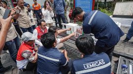 Dirut Pertamina Patra Niaga Bersama Dirjen Migas, Tinjau Sejumlah SPBU di wilayah Jawa Timur, Rabu (29/10). FOTO : WKI